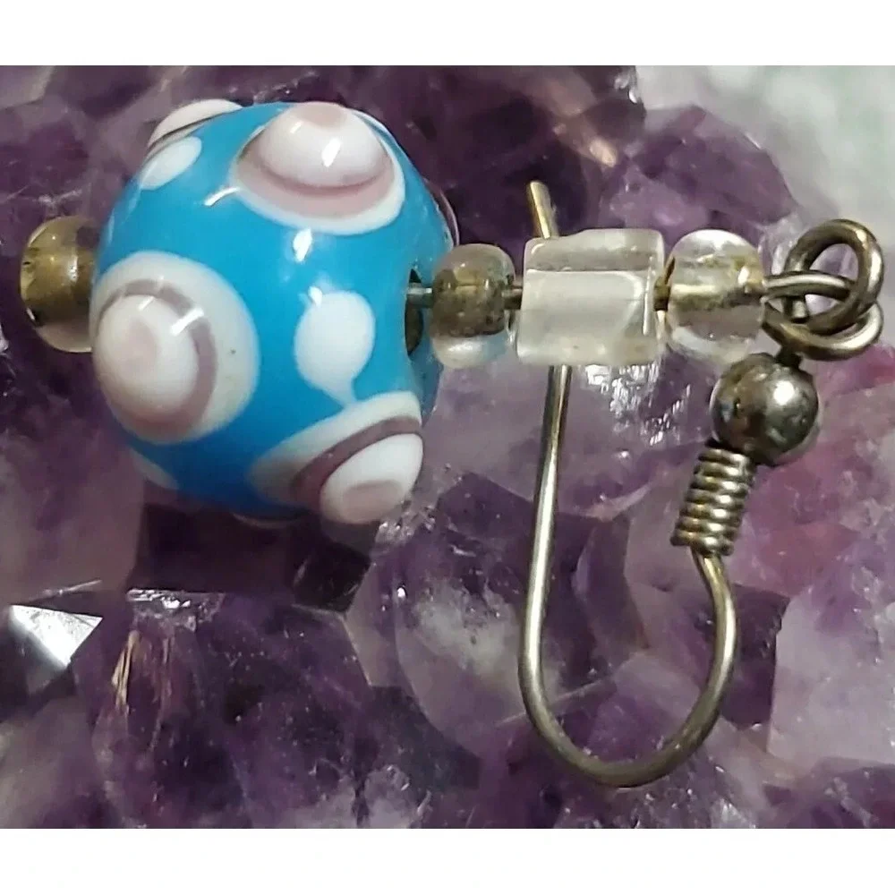 Artisan earring silvertone